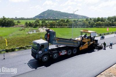 [Ảnh] Dồn sức thi công cao tốc Châu Đốc - Cần Thơ - Sóc Trăng