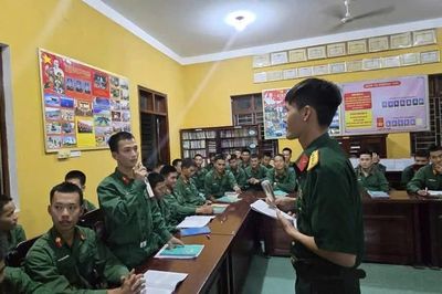 Tuổi trẻ Lữ đoàn Pháo binh 40 học tập, noi gương hành động dũng cảm của Thượng sĩ Kpă Thiêp
