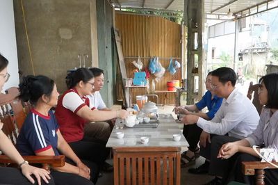 Đưa chủ trương của Đảng đến với đồng bào dân tộc thiểu số
