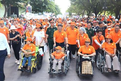 TP.HCM: Hàng ngàn người đi bộ vì nạn nhân chất độc da cam
