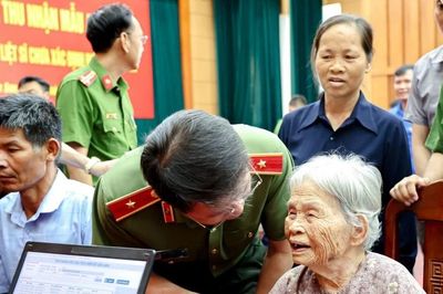Công an tỉnh Phú Thọ thắp sáng hành trình tìm lại tên cho liệt sĩ