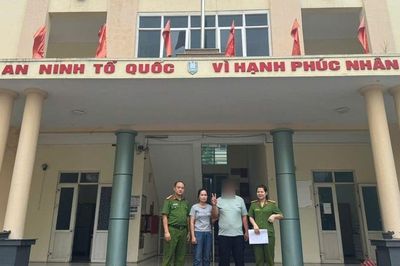 Phía sau hành trình đưa nam thanh niên về nhà của Công an Hưng Yên là hoàn cảnh khiến nhiều người xót xa