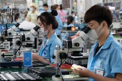 Đi làm dịp nghỉ lễ Quốc khánh 2/9/2026 được hưởng lương bao nhiêu? Mức cao nhất có thể lên tới 490%, nhiều người vẫn không biết