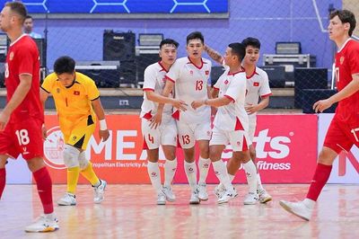 Futsal Việt Nam cầm hòa Nga trong trận giao hữu