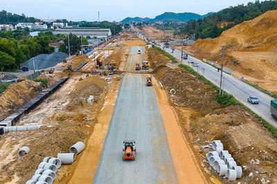 Trên công trường xây dựng cao tốc Đại lộ Thăng Long nối quốc lộ 21 với cao tốc Hà Nội - Hòa Bình: Nỗ lực tăng tốc về đích