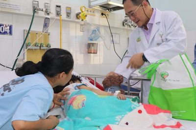 Việt Nam còn thiếu trung tâm điều trị ung thư nhi