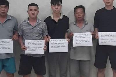 Cá độ gần 100 triệu đồng trong trận chung kết World Cup, 5 người bị tạm giữ