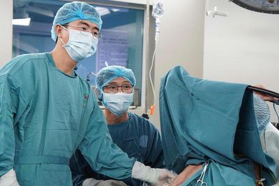 Bệnh viện Ung bướu Đà Nẵng phát hiện trường hợp hiếm gặp ở bệnh nhân ung thư phổi