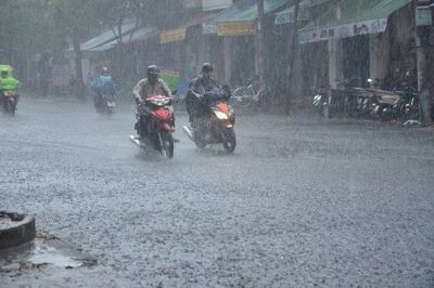Bắc bộ mưa cả tuần nhưng trời vẫn oi nóng
