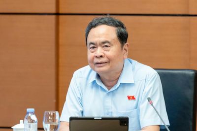 Chủ tịch Quốc hội: Không để các quy định quản lý trở thành rào cản đối với sự phát triển của doanh nghiệp