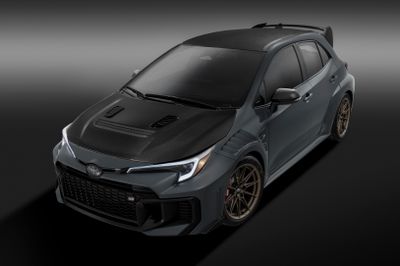 Chi tiết Toyota GRMN Corolla mạnh 305 mã lực, giá hơn 64.000 USD