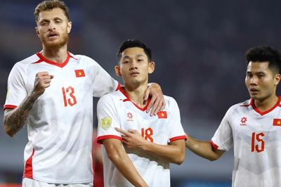 Indonesia 0-2 Việt Nam: Văn Vĩ, Hai Long tỏa sáng
