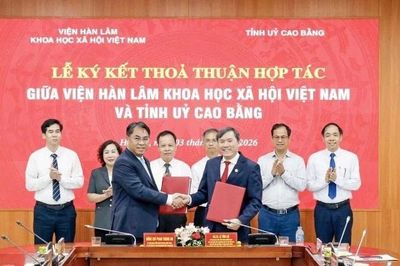 Ký kết Thỏa thuận hợp tác giữa Viện Hàn lâm Khoa học xã hội Việt Nam và Tỉnh ủy Cao Bằng