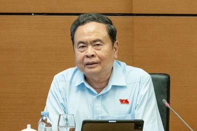 Chủ tịch Quốc hội: Tiếp tục rà soát để cắt giảm thực chất điều kiện kinh doanh