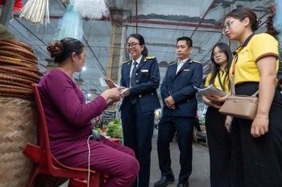Bộ Tài chính: Hộ kinh doanh không bắt buộc ghi chép sổ kế toán bằng tay