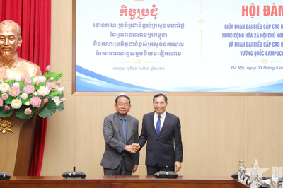 Lãnh đạo Bộ Công an hội đàm với Đoàn đại biểu cấp cao Bộ Nội vụ Campuchia