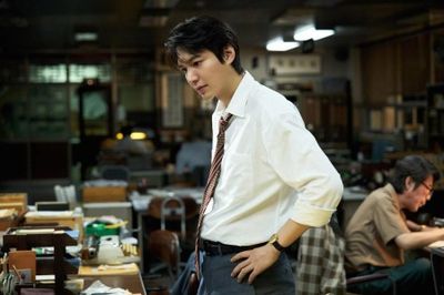 Lee Min Ho trở lại với vai trò nhà báo