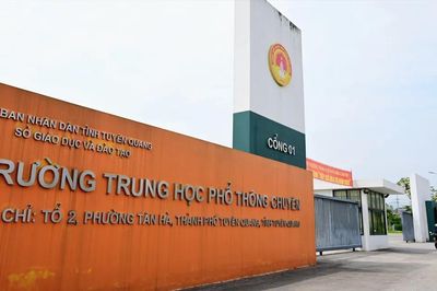 Sớm công bố thông tin điều tra vụ việc tại điểm thi Trường THPT chuyên Tuyên Quang