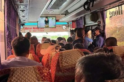 Hà Nội phạt nặng xe khách chở nhồi nhét vượt quá 22 người