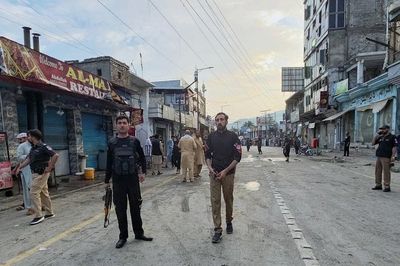 Đánh bom liều chết ở Pakistan, 14 người thiệt mạng