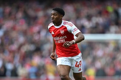 Man United nhắm sao trẻ Arsenal