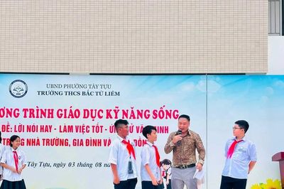 Rèn kỹ năng xây dựng tình bạn đẹp, phòng chống bạo lực học đường
