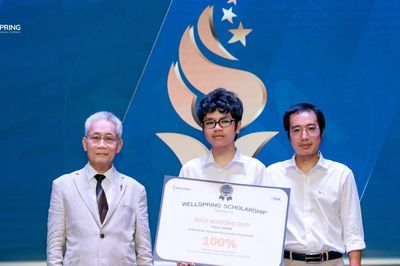 Kiện tướng quốc tế nhận học bổng gần 2 tỷ đồng cho 3 năm học THPT