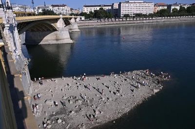 Khủng hoảng năng lượng: Hungary thừa nhận đối mặt nguy cơ lớn, Thủ tướng Magyar cảnh báo '5 ngày quyết định'