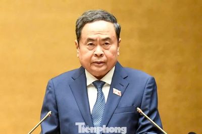 Quốc hội làm việc cả thứ bảy, chủ nhật, quyết định nhiều nội dung cấp bách vì sự phát triển