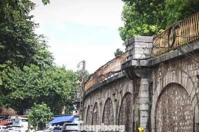 Cận cảnh những vòm cầu đá trăm tuổi ở Hà Nội sắp 'hồi sinh' thành không gian văn hóa