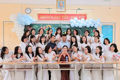 20 năm về trường xưa lớp cũ: Trút bỏ áo cơm, ta lại là những học trò tuổi 18