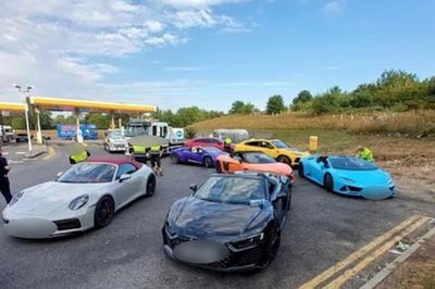 13 siêu xe Lamborghini, Ferrari, Porsche bị tịch thu vì đua xe giờ cao điểm