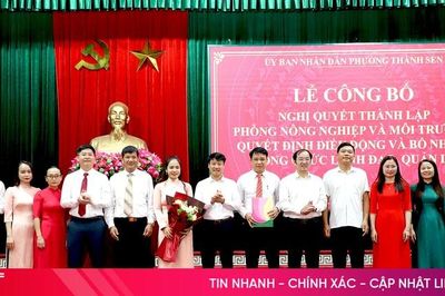 Phường Thành Sen công bố quyết định thành lập Phòng Nông nghiệp và Môi trường
