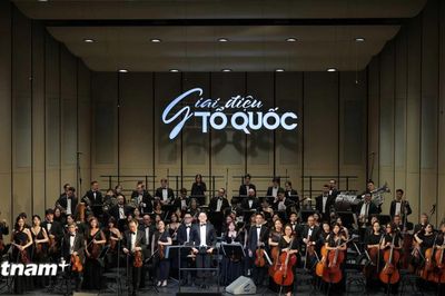 Chương trình nghệ thuật 'Giai điệu Tổ quốc' - Khắc họa một Việt Nam vươn mình