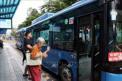 TP Hồ Chí Minh phát hành thẻ giao thông công cộng cho metro, xe buýt