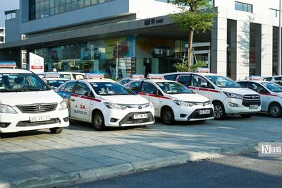 Bộ Tài chính phản hồi việc taxi kêu khó vì phải lập hóa đơn điện tử từng chuyến xe