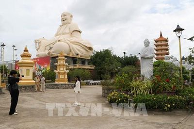 Vẻ đẹp chùa Vĩnh Tràng gần 200 năm tuổi ở Đồng Tháp
