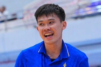 Tuyển Thái Lan thắng đậm 6-1, tranh đỉnh bảng với Việt Nam