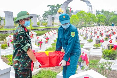 Lặng lẽ gọi tên Anh: Hành trình trả lại danh tính cho hơn 1.000 liệt sĩ ở Nghĩa trang Hàm Rồng