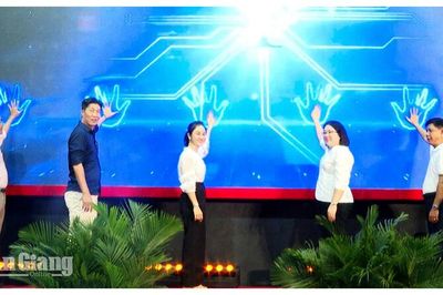 Phú Quốc phát động đề án ngoại ngữ cộng đồng, sẵn sàng cho APEC 2027