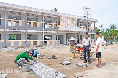 Long Phú và Vĩnh Xương tăng tốc giải ngân vốn đầu tư công