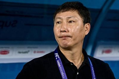 HLV Kim Sang-sik và chiếc áo đen phong thủy: Cú hích tâm lý trước đại chiến Indonesia