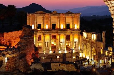 Ephesus: Thành phố cổ La Mã rộng gấp 10 lần Disneyland