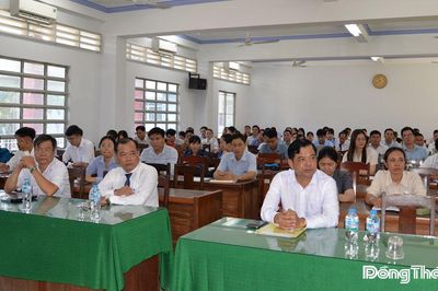 Đồng Tháp: Khai giảng lớp Bồi dưỡng nghiệp vụ văn phòng cấp ủy cho cán bộ xã, phường năm 2026