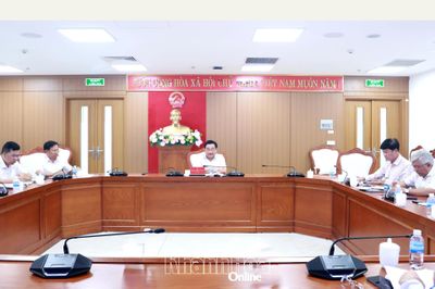 Thành lập tổ công tác đặc biệt để tháo gỡ vướng mắc cho các dự án điện hạt nhân