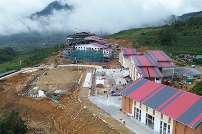 Những ngôi trường nội trú liên cấp biên giới đang dần hiện hữu