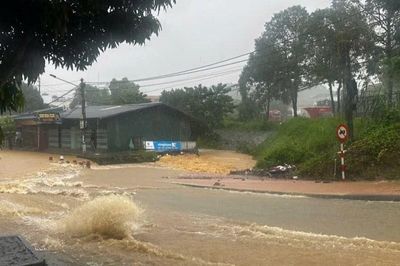 Lào Cai: Mưa lớn gây ngập 16 nhà dân, thiệt hại ban đầu hơn 2,4 tỷ đồng