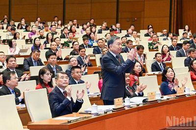Khai mạc trọng thể Kỳ họp không thường lệ thứ nhất, Quốc hội khóa XVI