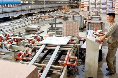 Tổng mức bán lẻ hàng hóa và doanh thu dịch vụ vượt 4,55 triệu tỷ đồng sau 7 tháng