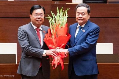 Ông Nguyễn Tiến Hải giữ chức Bộ trưởng Bộ Nội vụ